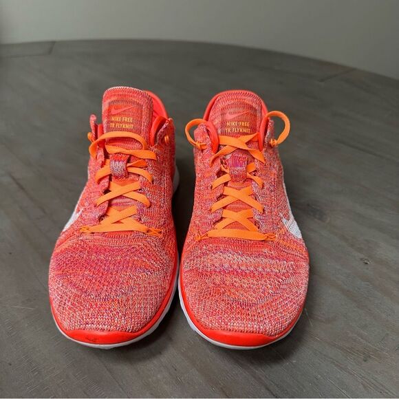 Nike Free Run 5, Athletic Lace Up Sneakers. - Picture 5 of 8